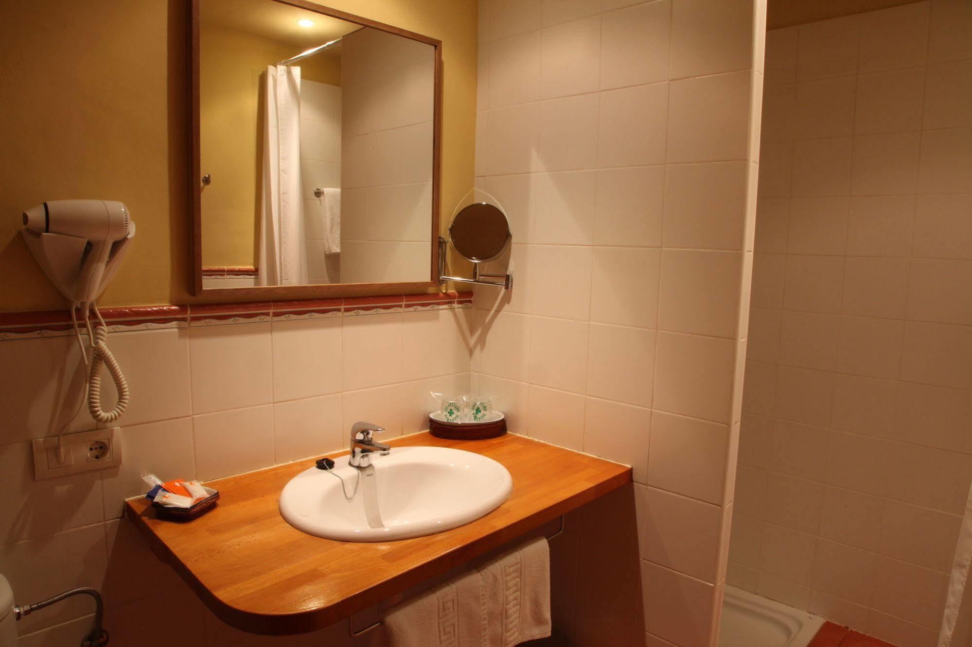 Hotel Ripoll Sant Hilari Sacalm Eksteriør bilde